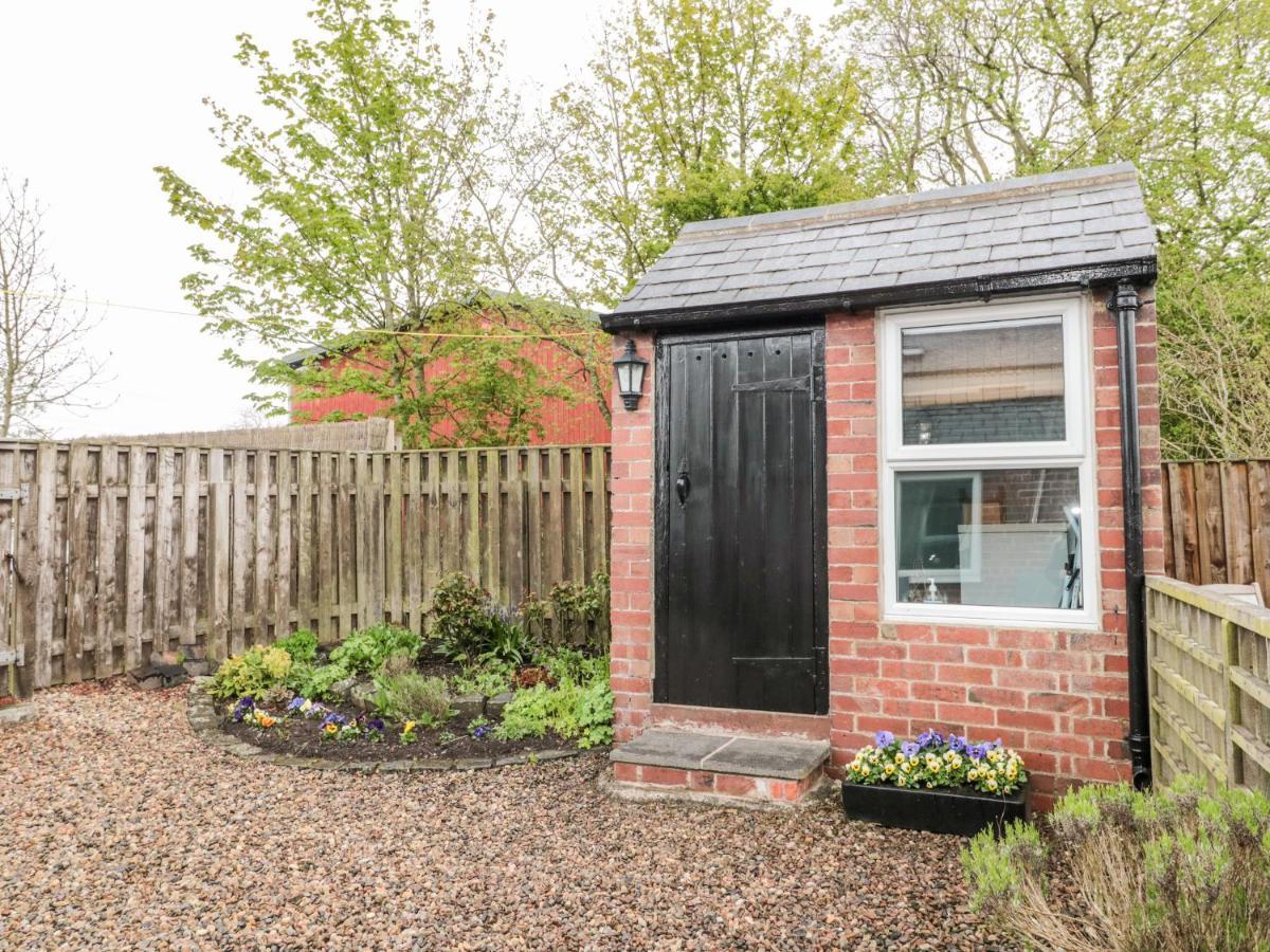 St Cuthbert'S Cottage Beal Exterior foto